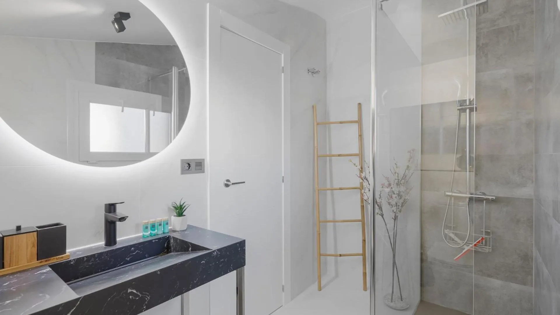 Tennessee Penthouse 말라가 아파트
