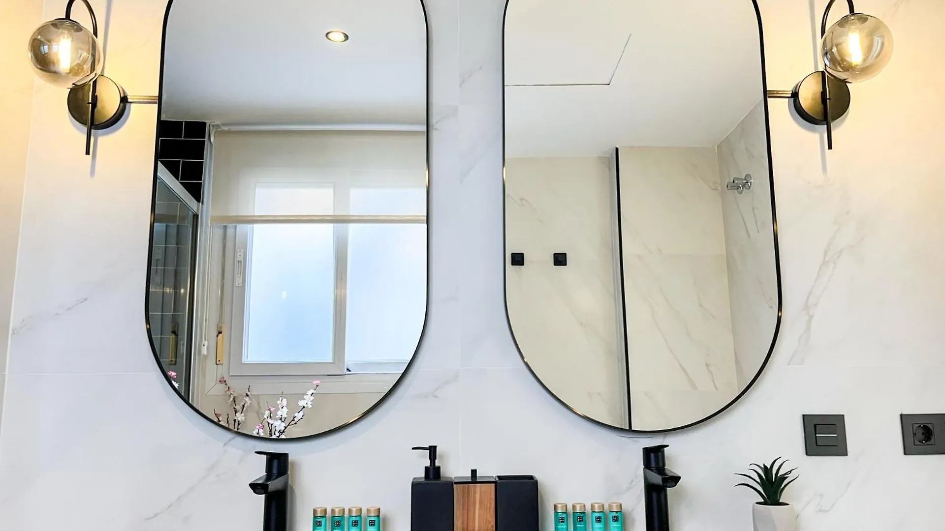 Tennessee Penthouse Malaga Apartment